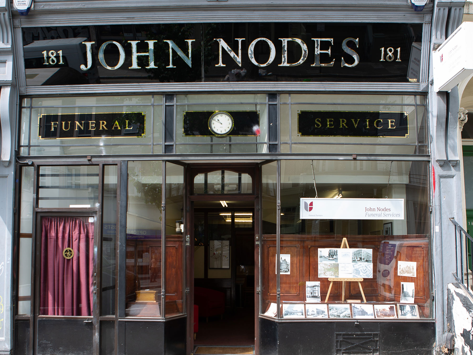 North Kensington John Nodes Funeral Service